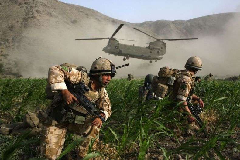 Афганістан. 7 років війни (45 фото)