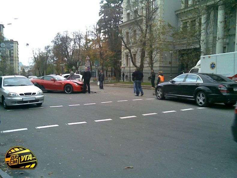 Аварія в Києві (14 фото)