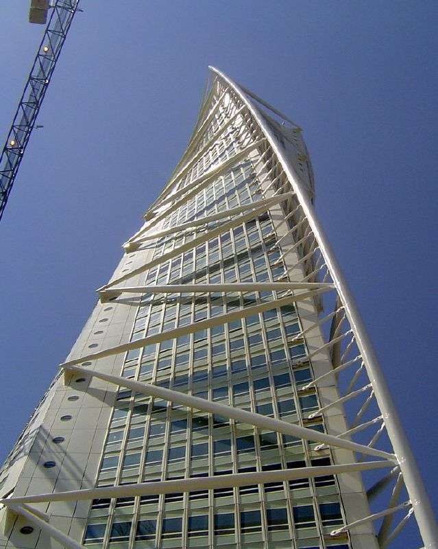 Turning Torso. Друге по висоті будівлю Європи (18 фото)