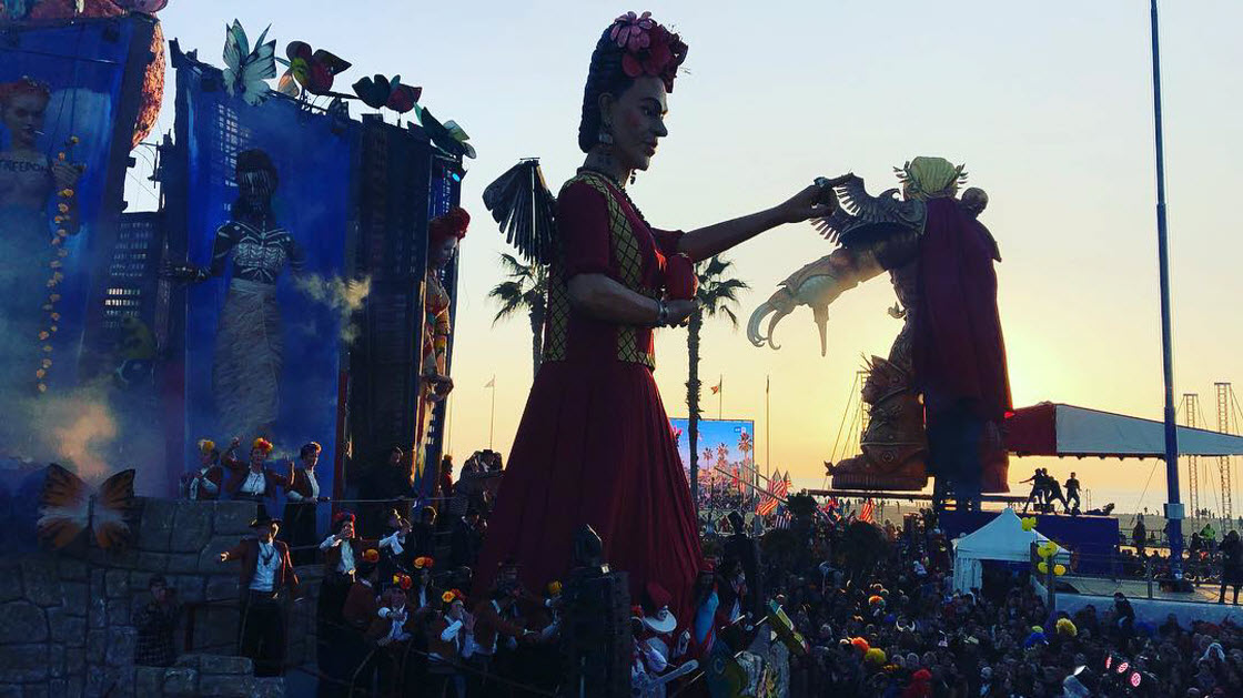 Карнавальое торжество в Италии и Европе “Carnevale Di Viargeggio” праздник, фестиваль