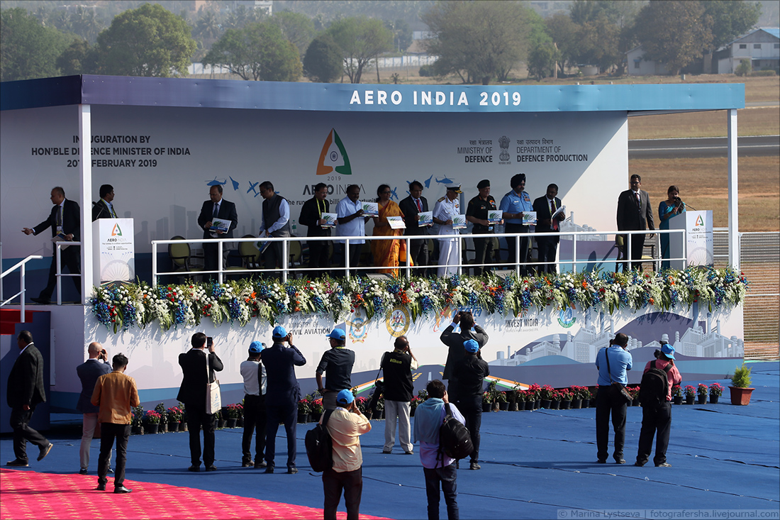 Авиасалон Аэро Индия-2019 открылся в индийском Бангалоре 