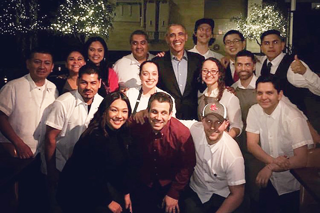 Крисси Тейген и Джон Ледженд на ужине с Бараком Обамой в Сан-Франциско Новости