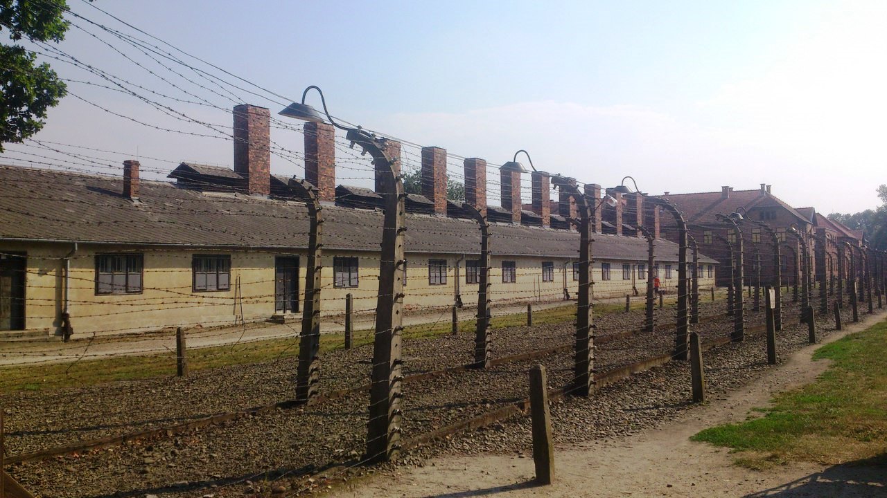 Поездка в Освенцим: город с тысячей шрамов 