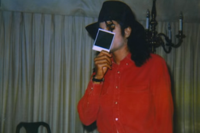 В сети появился первый трейлер фильма о Майкле Джексоне, в котором певца обвиняют в педофилии кино